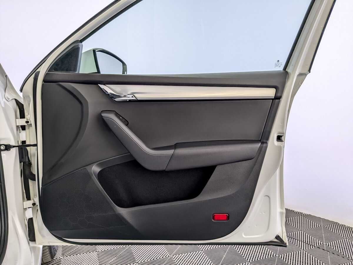 Skoda Octavia б/у, 2018, Роботизированная. Фото: #23