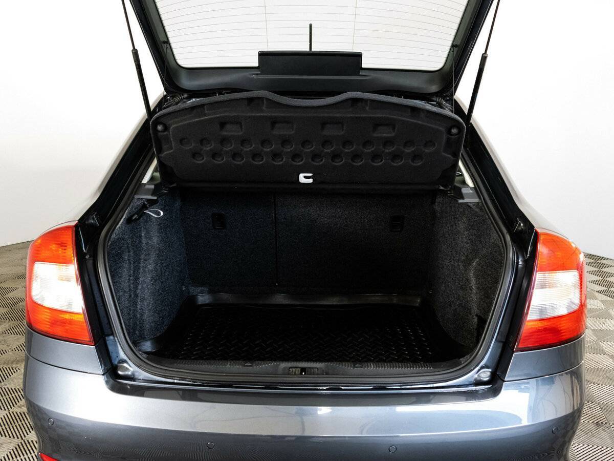 Skoda Octavia б/у, 2012, Механическая. Фото: #12