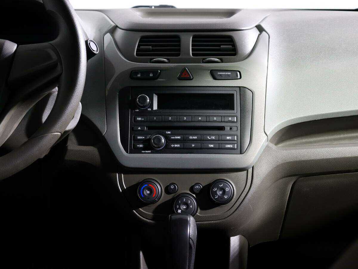 Chevrolet Cobalt б/у, 2020, Автоматическая. Фото: #11