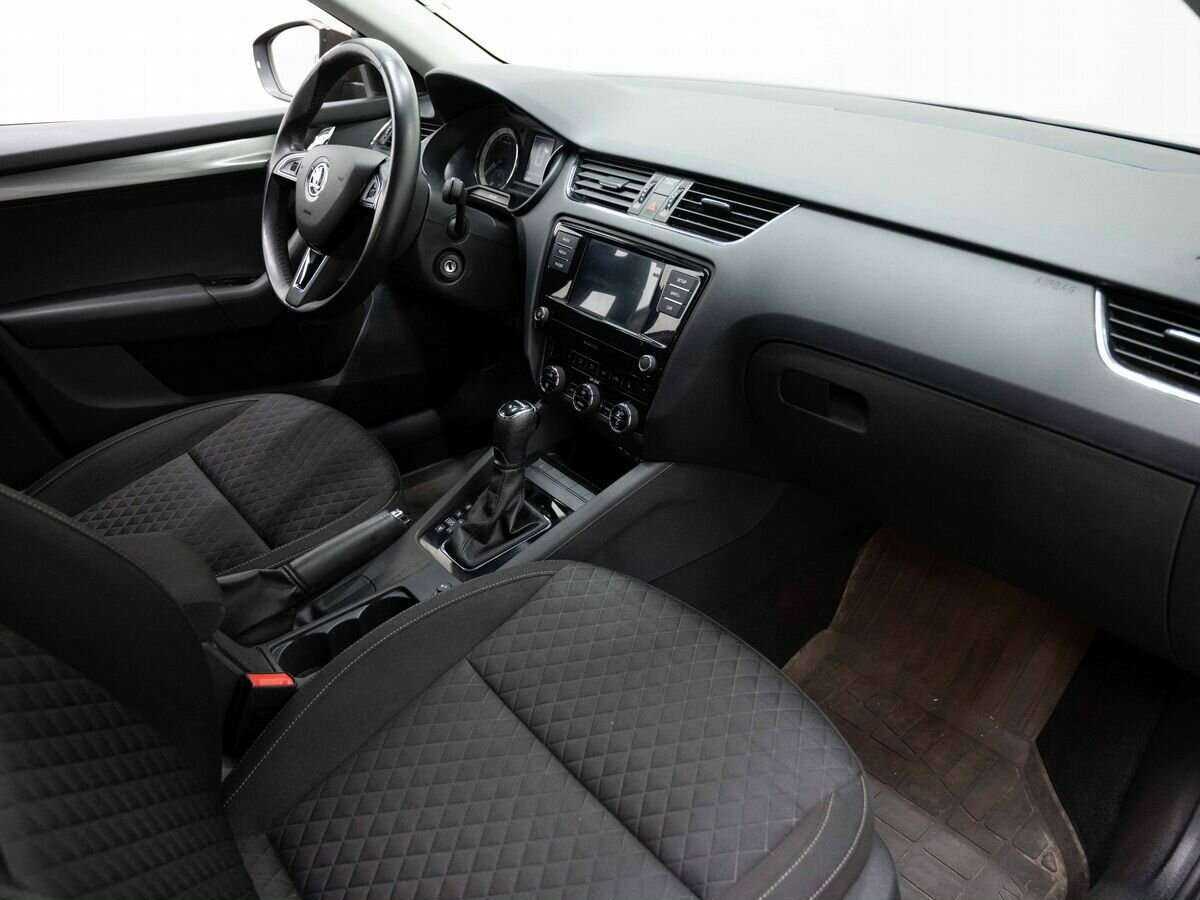 Skoda Octavia б/у, 2017, Автоматическая. Фото: #9