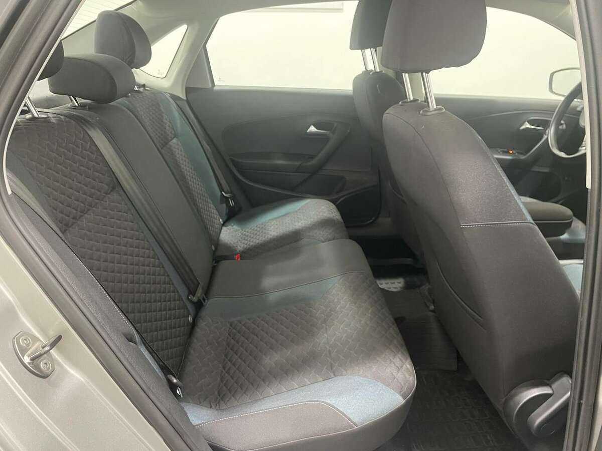 Volkswagen Polo б/у, 2020, Механическая. Фото: #10