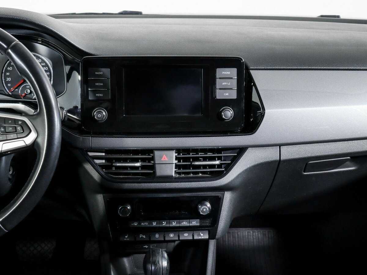 Volkswagen Polo б/у, 2021, Автоматическая. Фото: #9