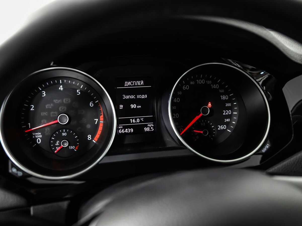 Volkswagen Jetta б/у, 2017, Роботизированная. Фото: #9