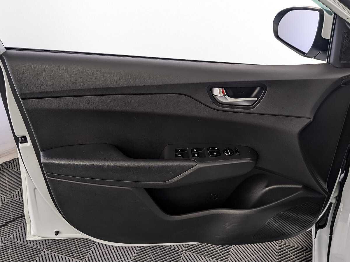 Hyundai Solaris б/у, 2020, Механическая. Фото: #14