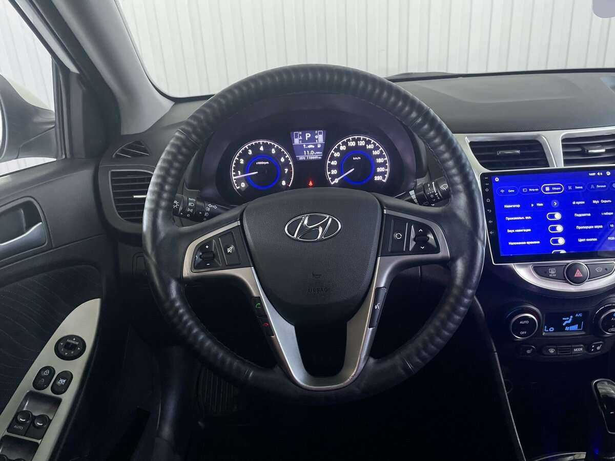 Hyundai Solaris б/у, 2016, Автоматическая. Фото: #9