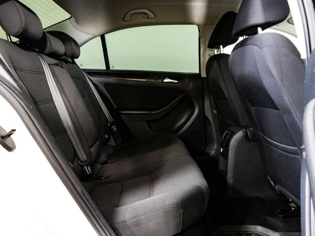 Volkswagen Jetta б/у, 2012, Автоматическая. Фото: #12