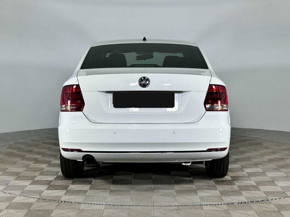 Volkswagen Polo б/у, 2016, Автоматическая. Фото: #3