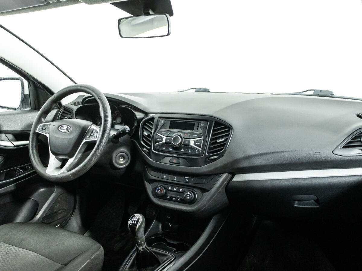 Lada (ВАЗ) Vesta б/у, 2017, Механическая. Фото: #8