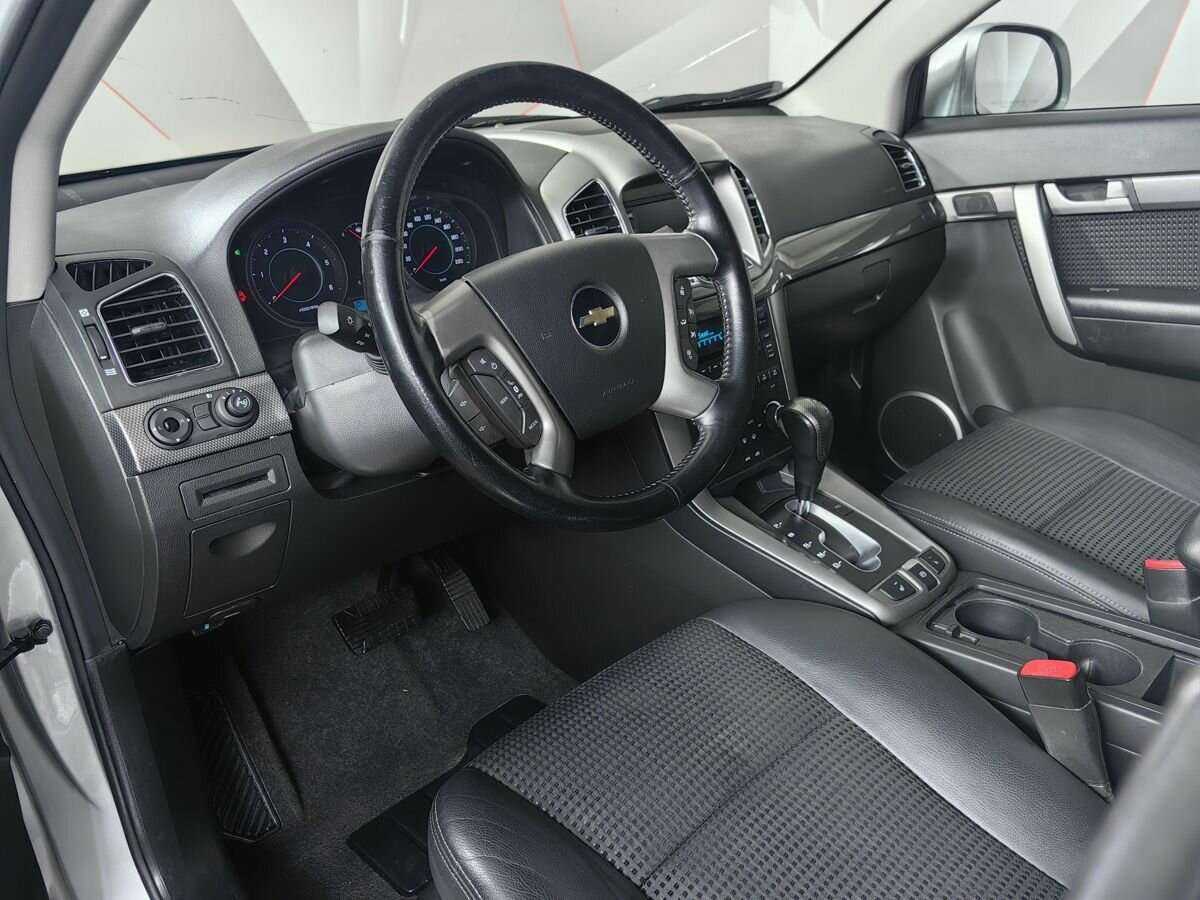 Chevrolet Captiva б/у, 2013, Автоматическая. Фото: #13