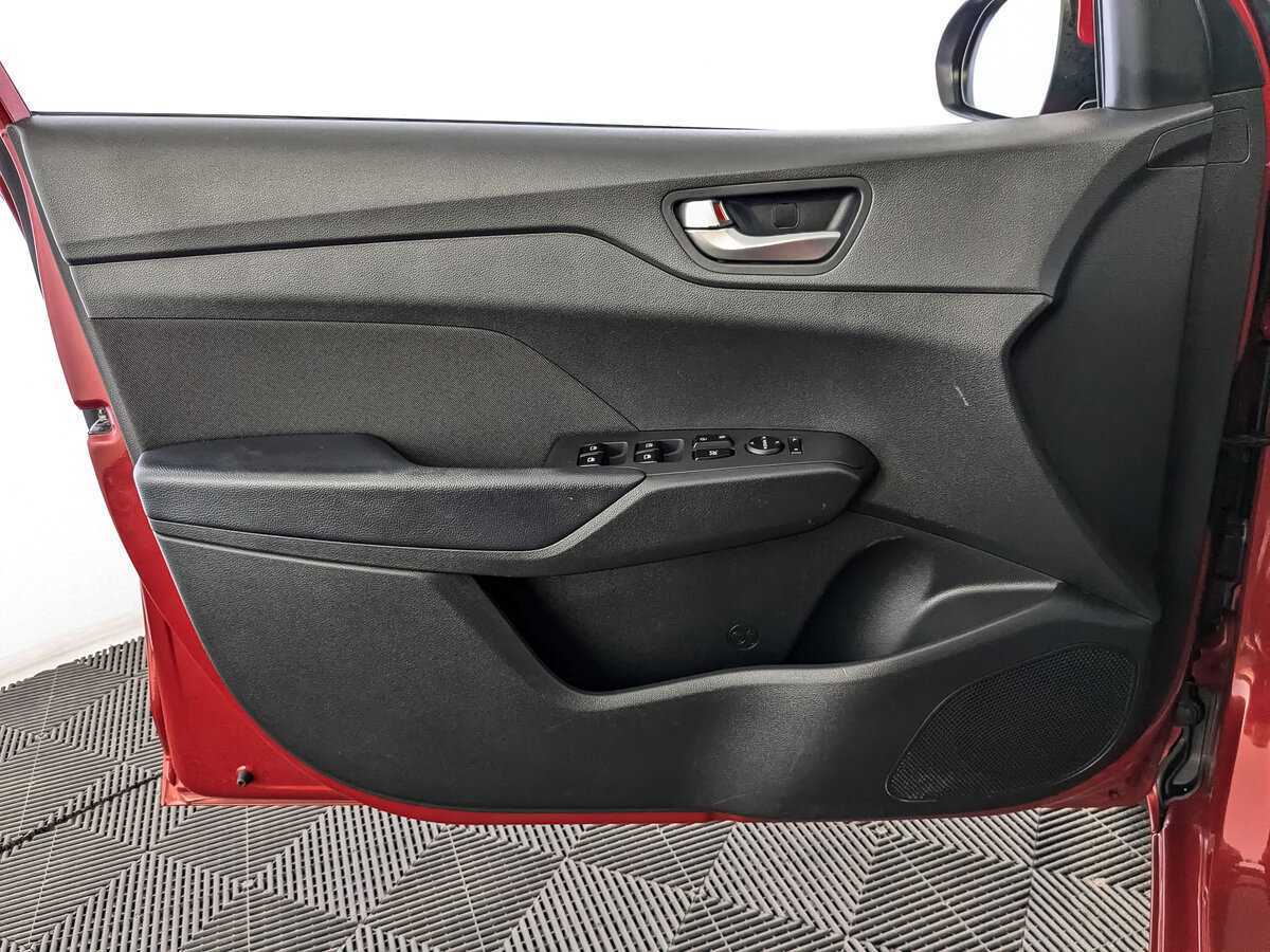 Hyundai Solaris б/у, 2021, Автоматическая. Фото: #18