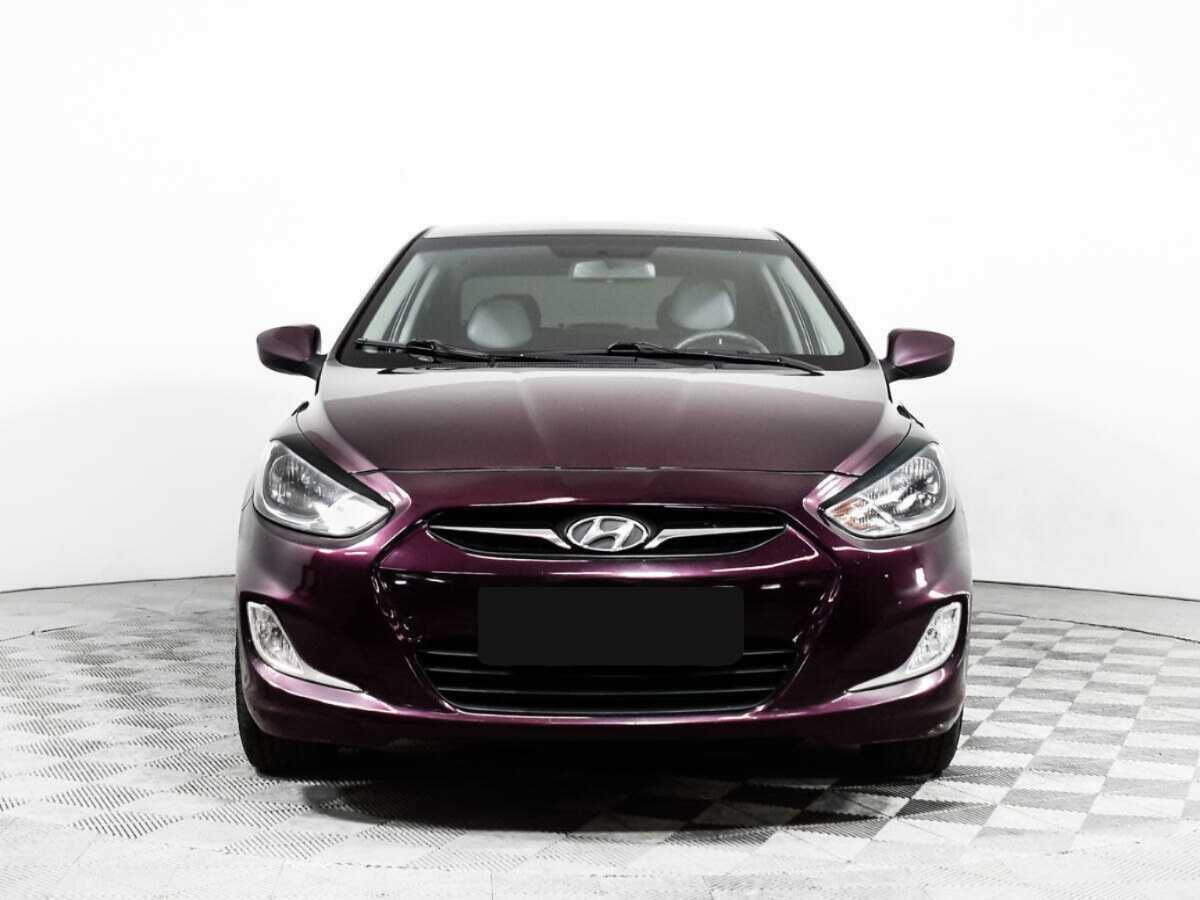 Hyundai Solaris б/у, 2013, Автоматическая. Фото: #1