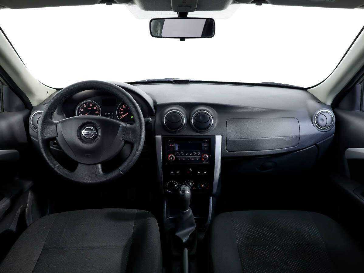 Nissan Almera б/у, 2017, Механическая. Фото: #8