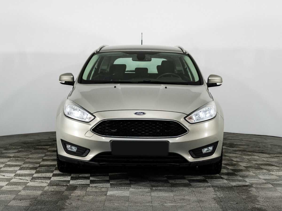 Ford Focus б/у, 2017, Механическая. Фото: #1