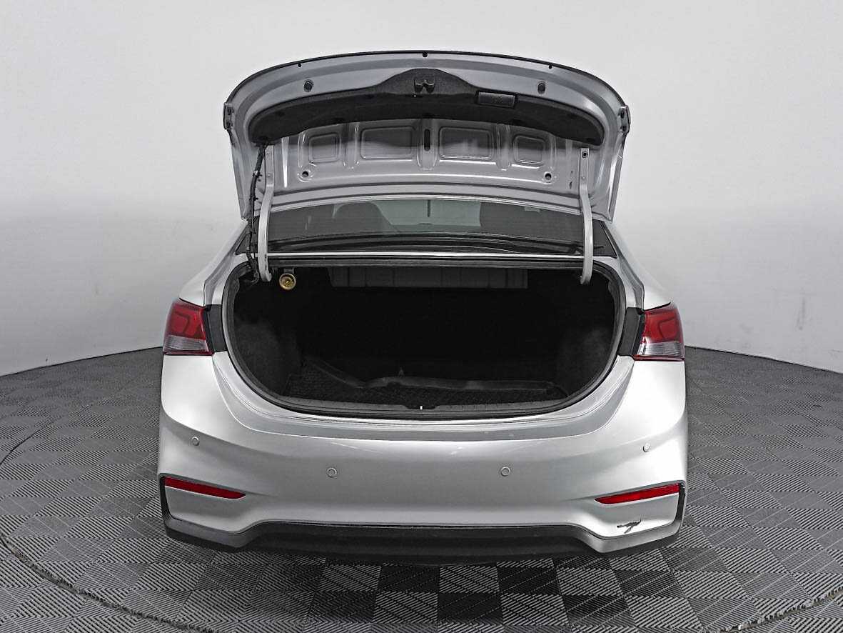 Hyundai Solaris б/у, 2018, Механическая. Фото: #7