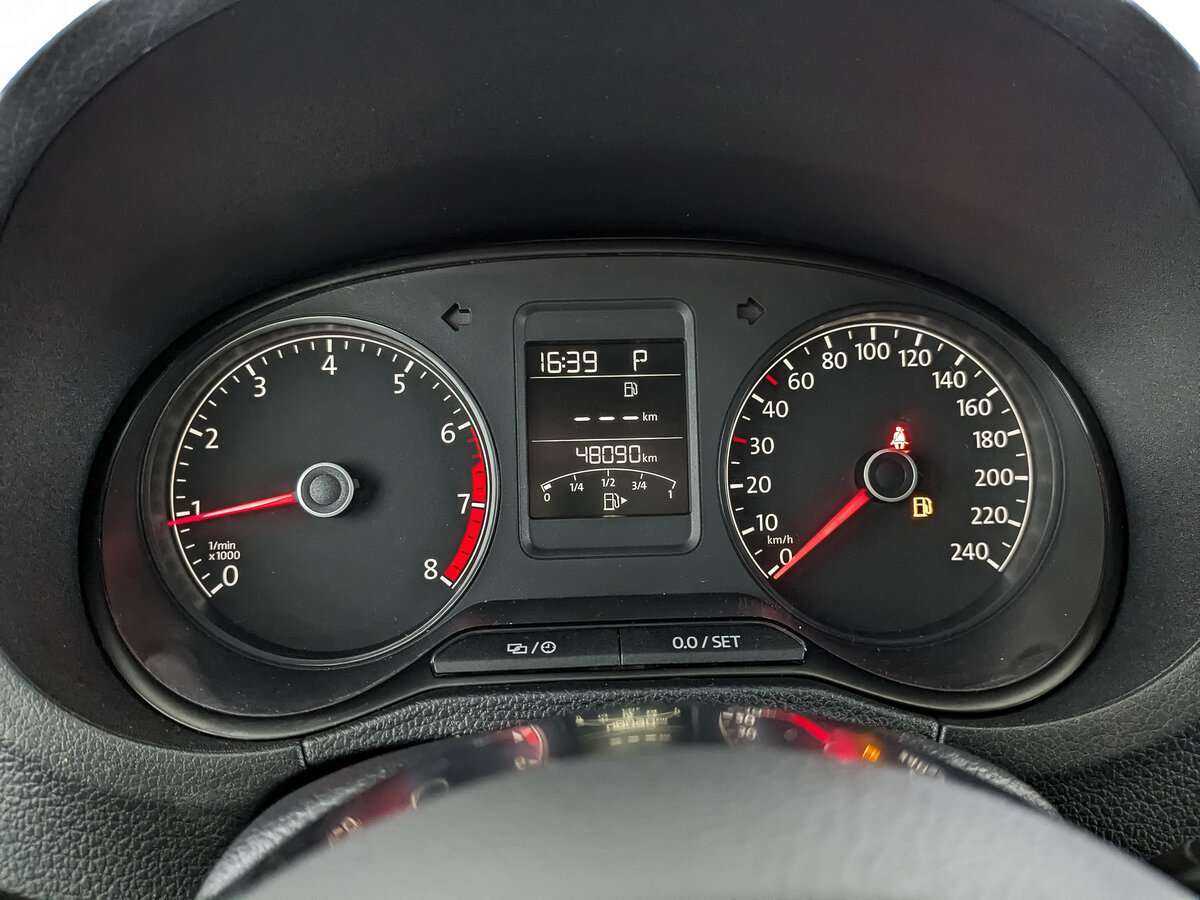 Volkswagen Polo б/у, 2020, Автоматическая. Фото: #11