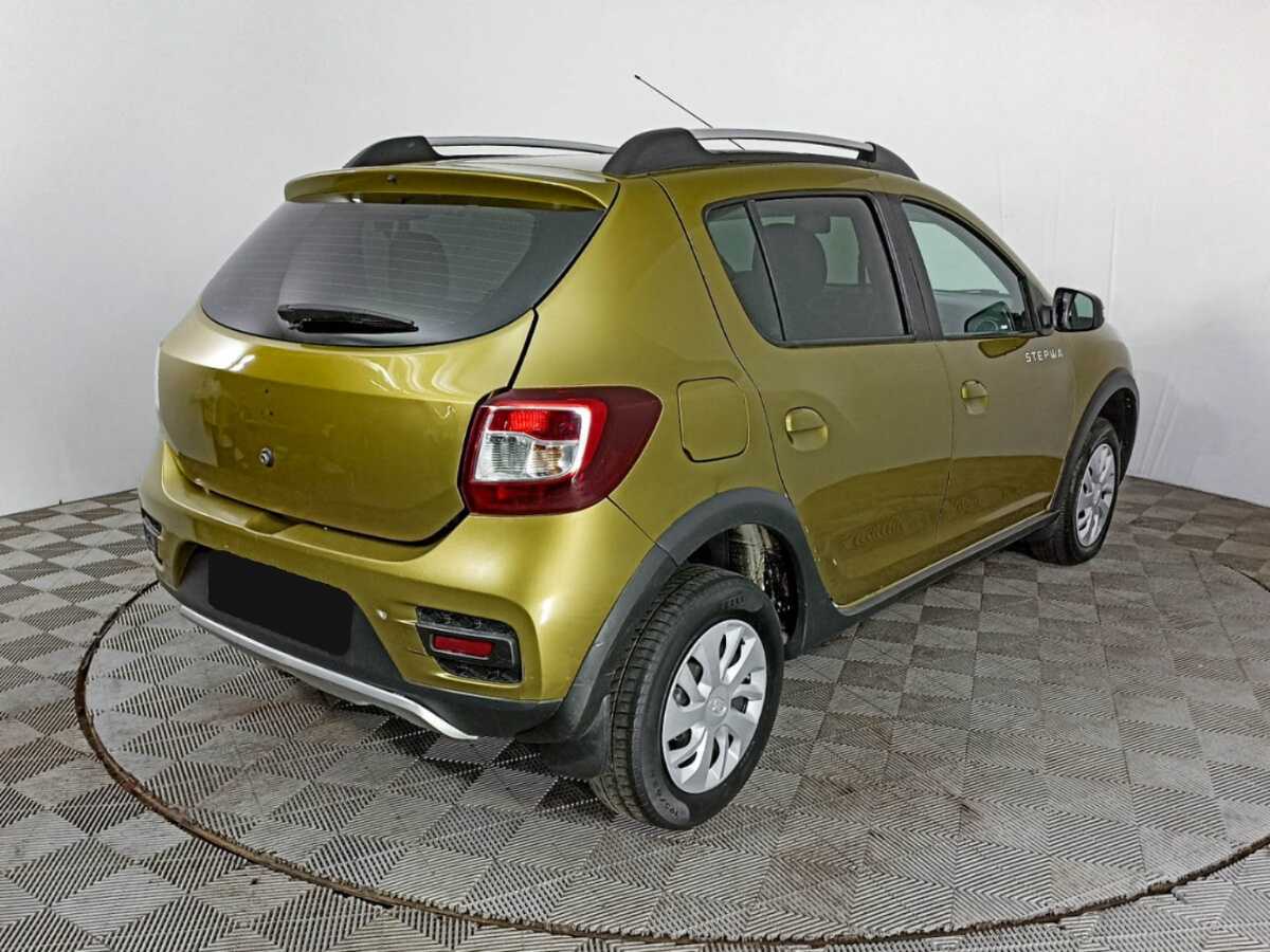 Renault Sandero б/у, 2017, Механическая. Фото: #4