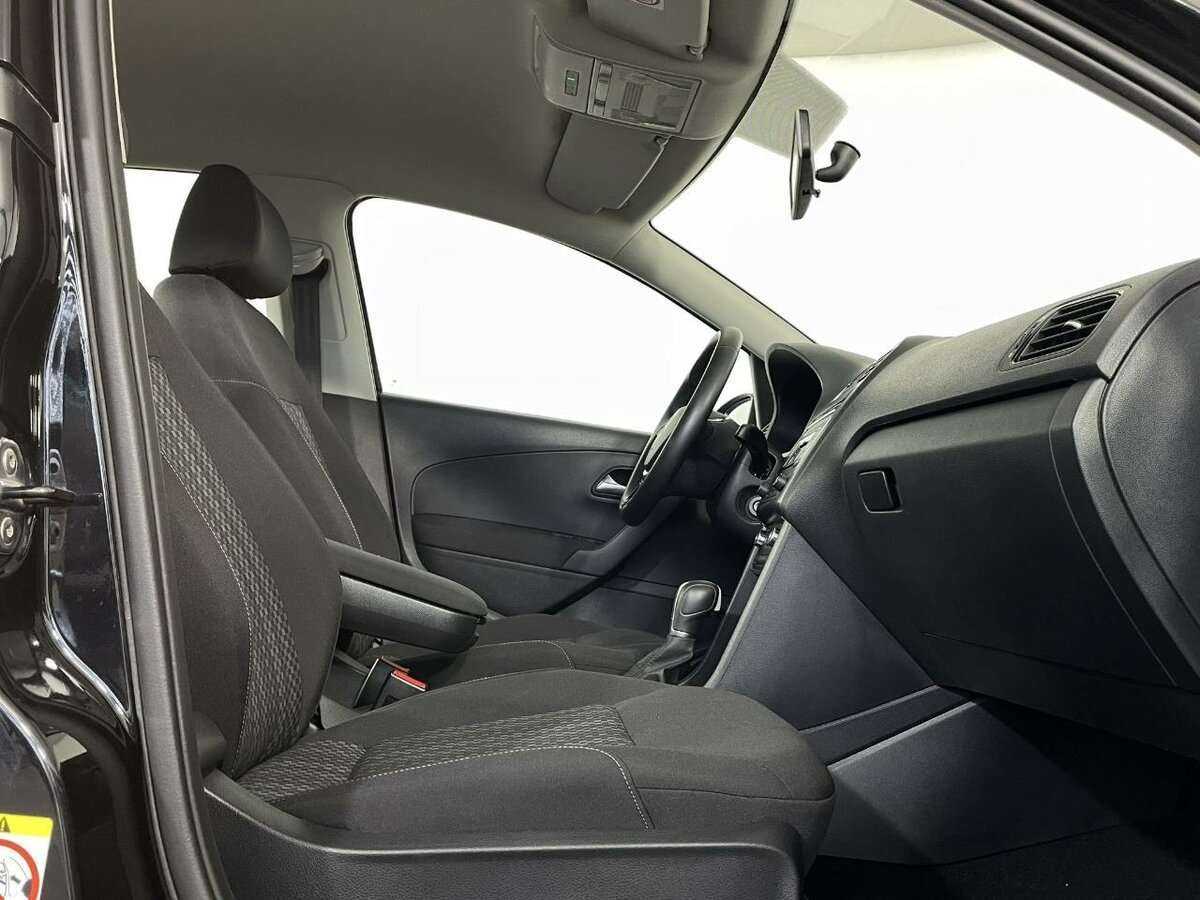 Volkswagen Polo б/у, 2019, Автоматическая. Фото: #12