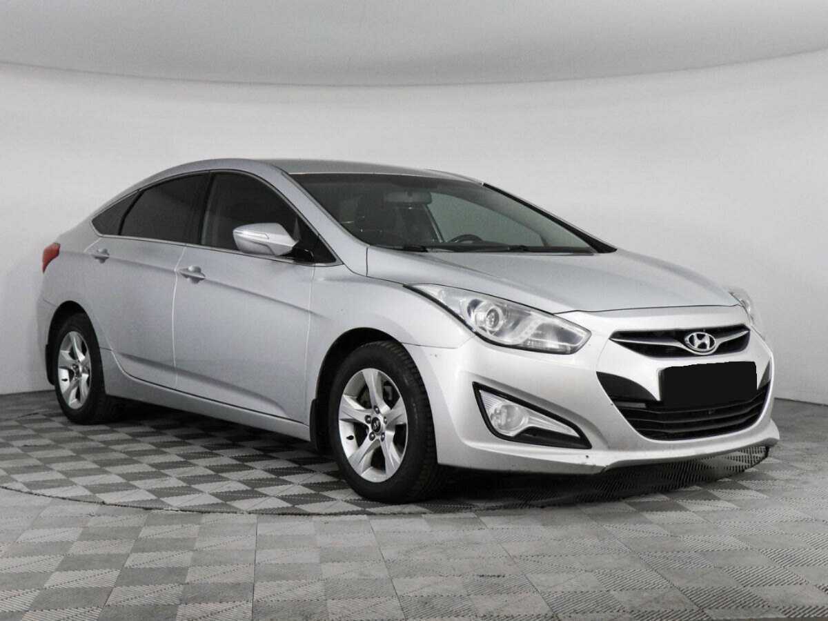 Hyundai i40 б/у, 2013, Автоматическая. Фото: #2