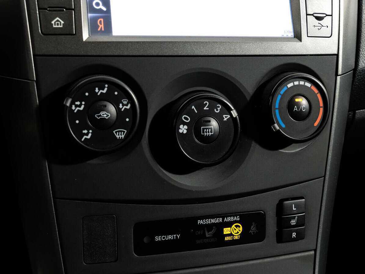 Toyota Corolla б/у, 2012, Автоматическая. Фото: #12