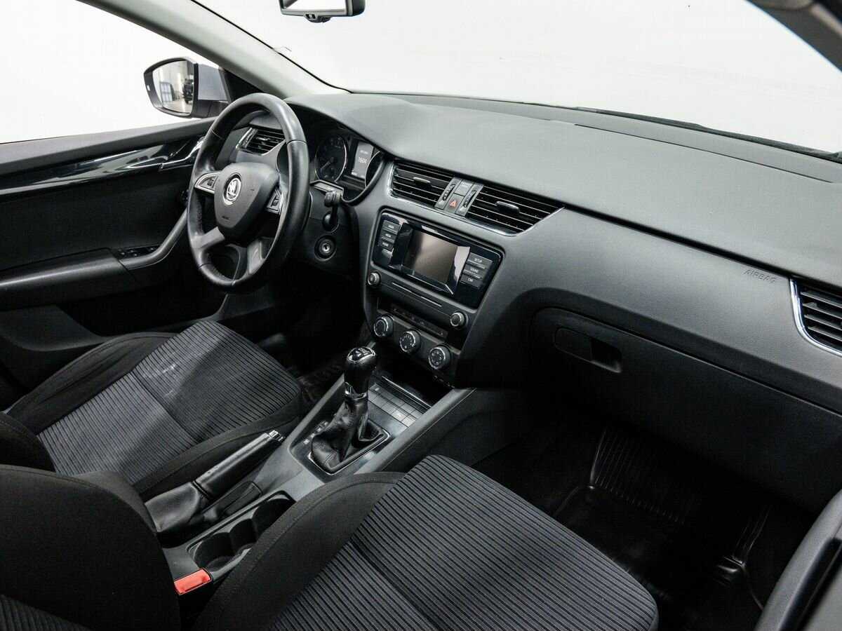 Skoda Octavia б/у, 2015, Роботизированная. Фото: #3