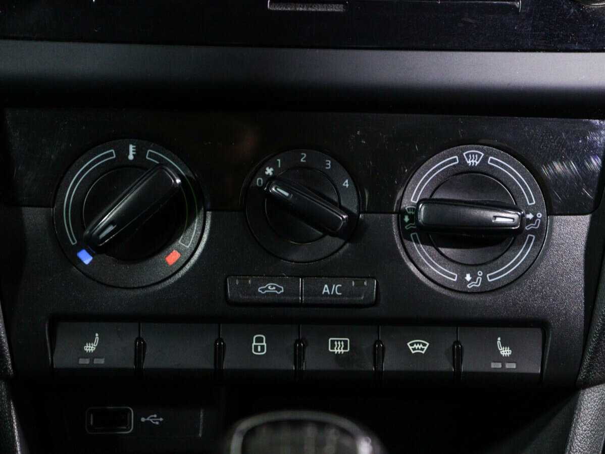 Skoda Rapid б/у, 2019, Механическая. Фото: #13