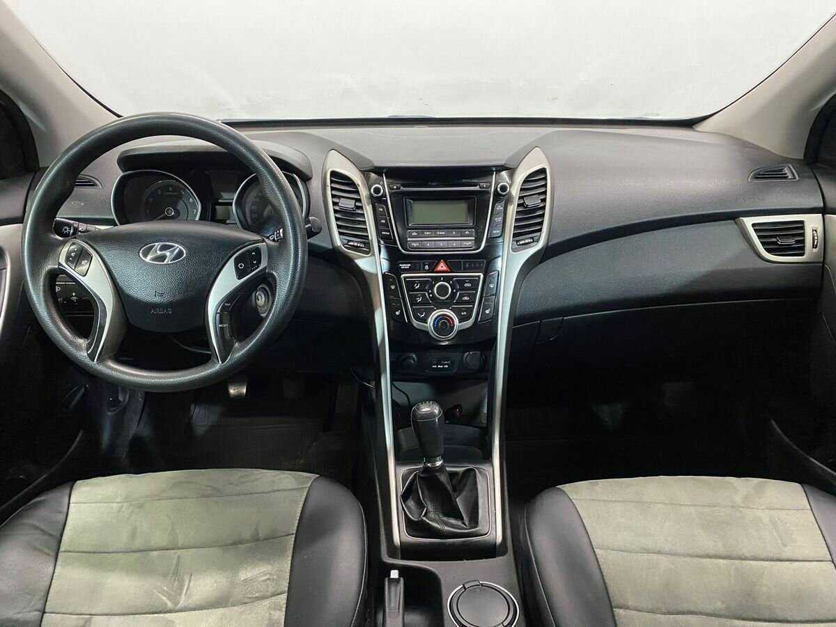 Hyundai i30 б/у, 2013, Механическая. Фото: #7