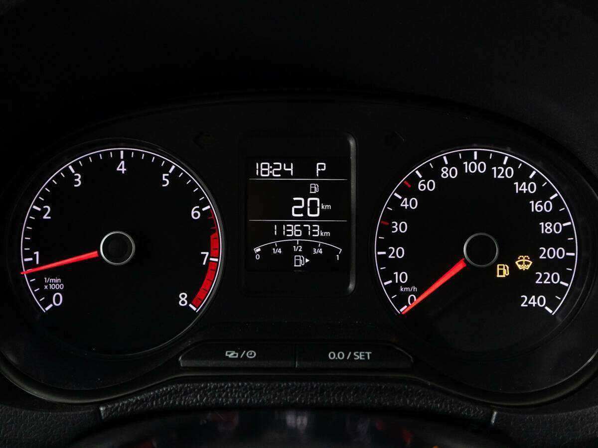 Volkswagen Polo б/у, 2019, Роботизированная. Фото: #11