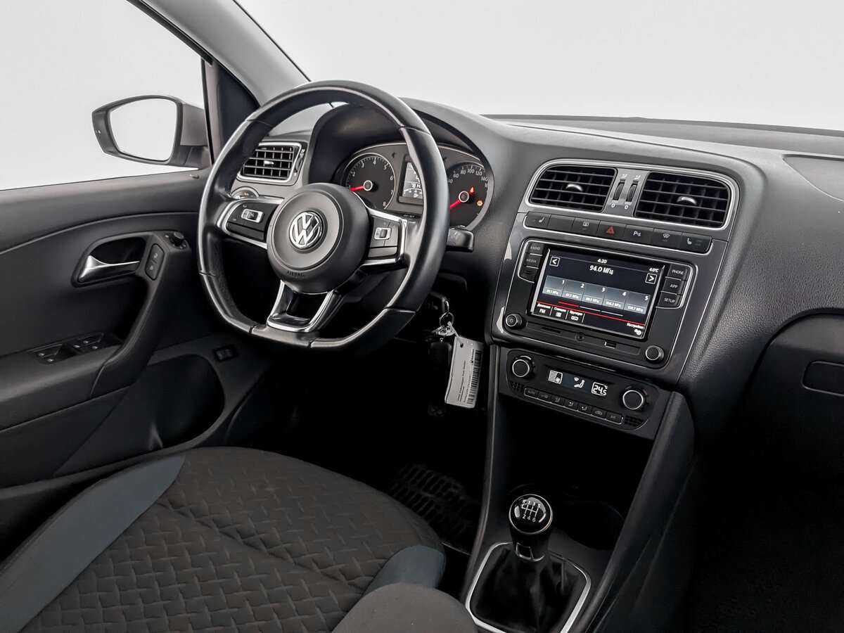 Volkswagen Polo б/у, 2019, Механическая. Фото: #24