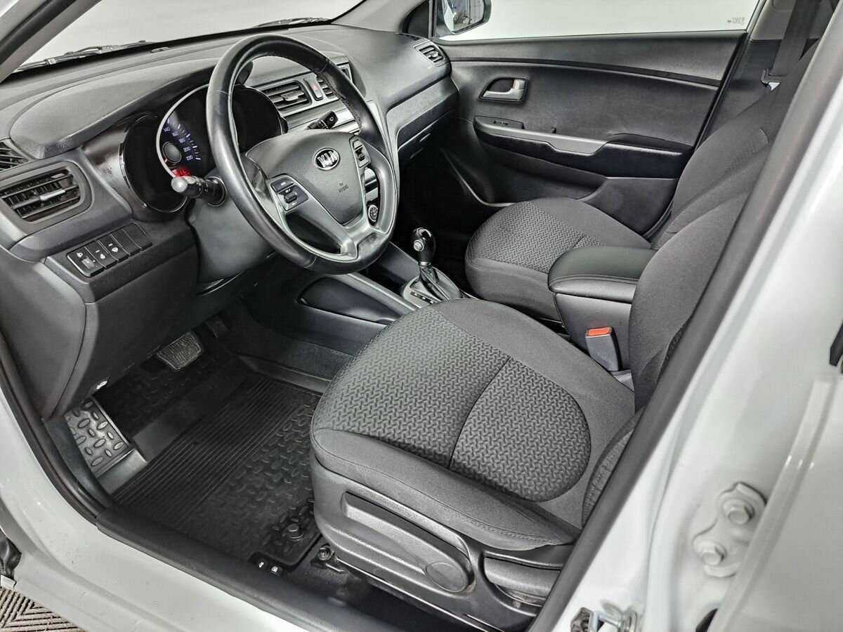 Kia Rio б/у, 2017, Автоматическая. Фото: #13