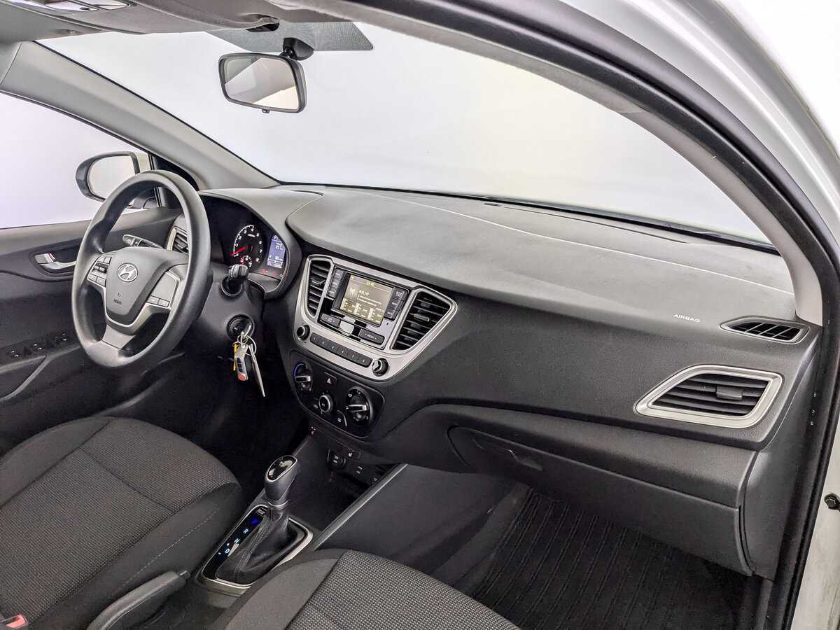 Hyundai Solaris б/у, 2020, Автоматическая. Фото: #8