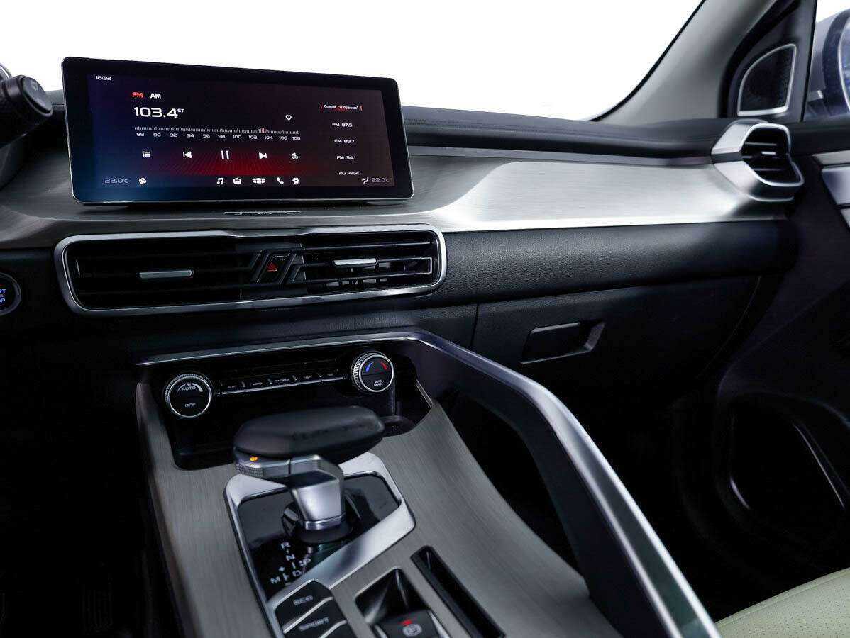 Geely Coolray б/у, 2022, Роботизированная. Фото: #18