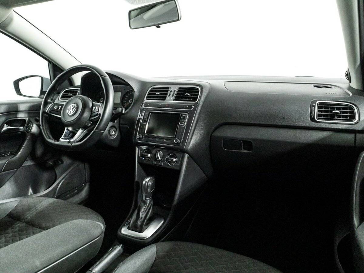 Volkswagen Polo б/у, 2018, Автоматическая. Фото: #8