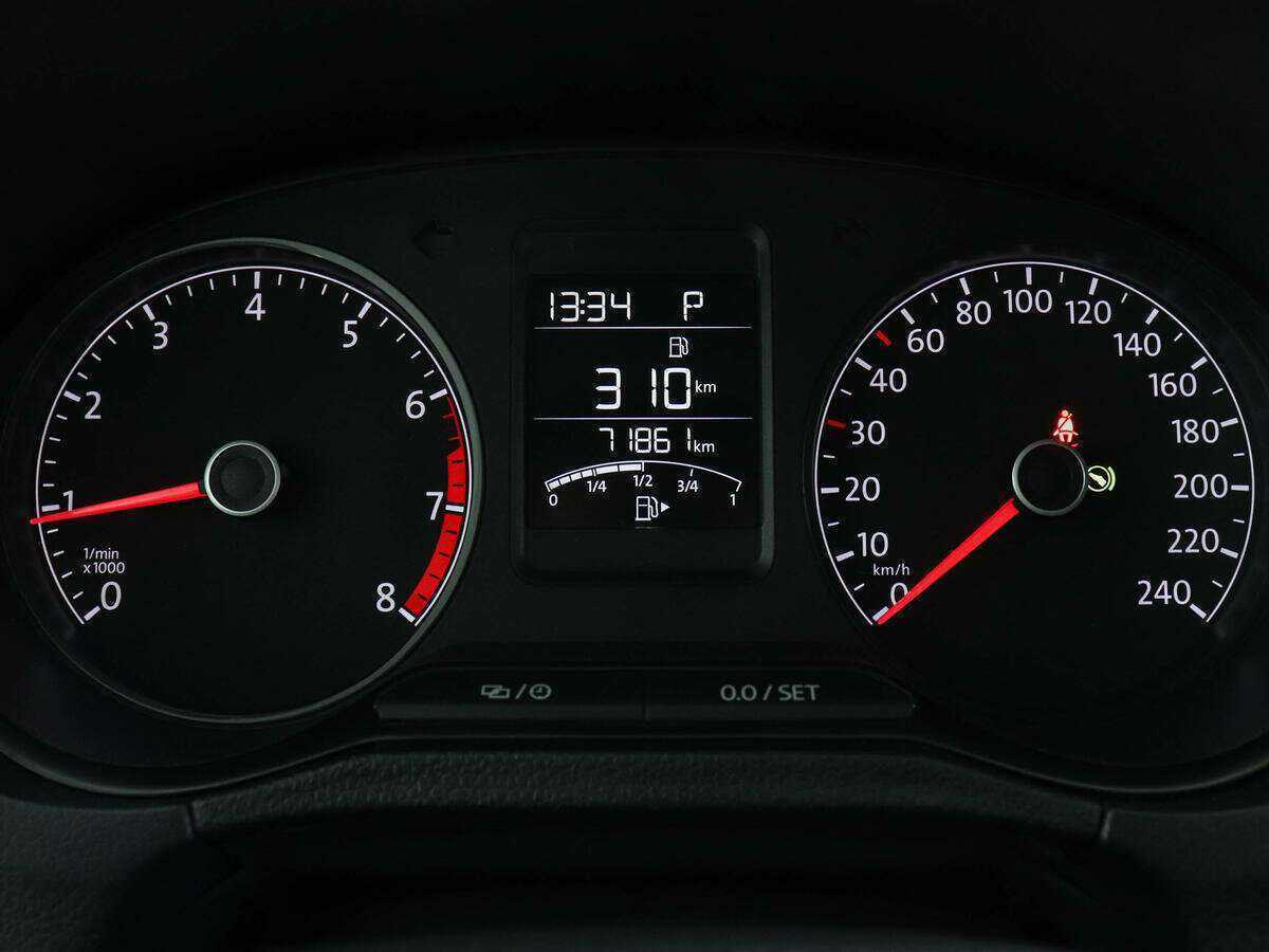 Volkswagen Polo б/у, 2019, Автоматическая. Фото: #9