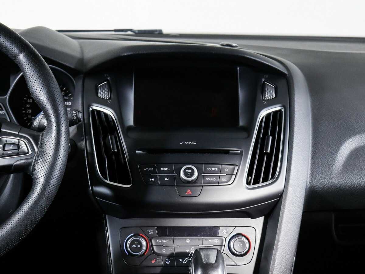 Ford Focus б/у, 2017, Автоматическая. Фото: #12