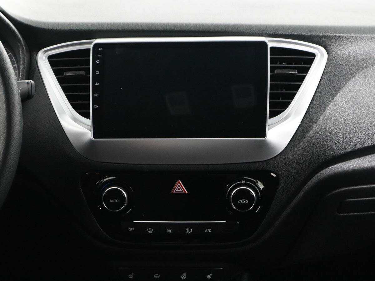 Hyundai Solaris б/у, 2018, Автоматическая. Фото: #9