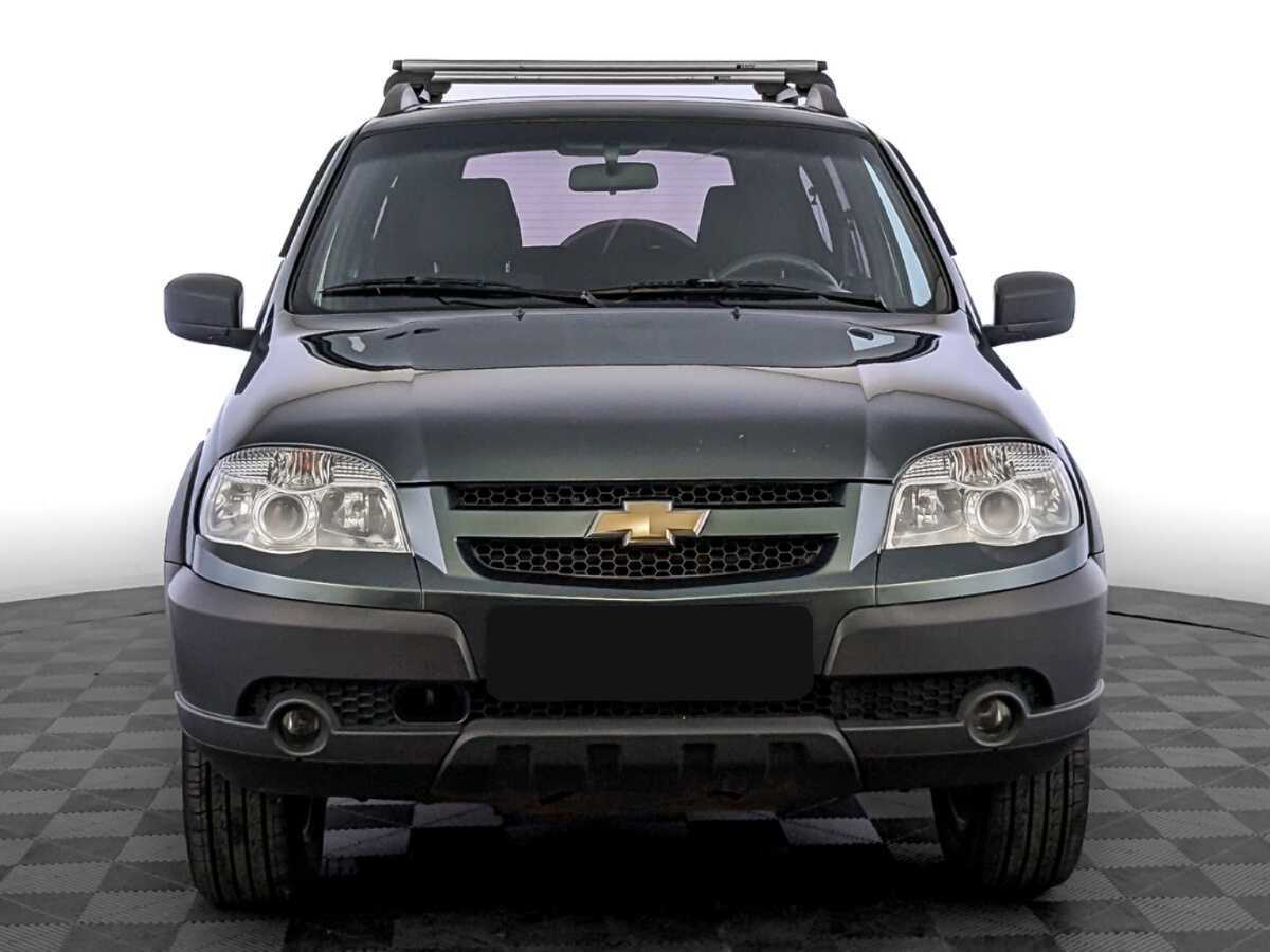 Chevrolet Niva б/у, 2017, Механическая. Фото: #1
