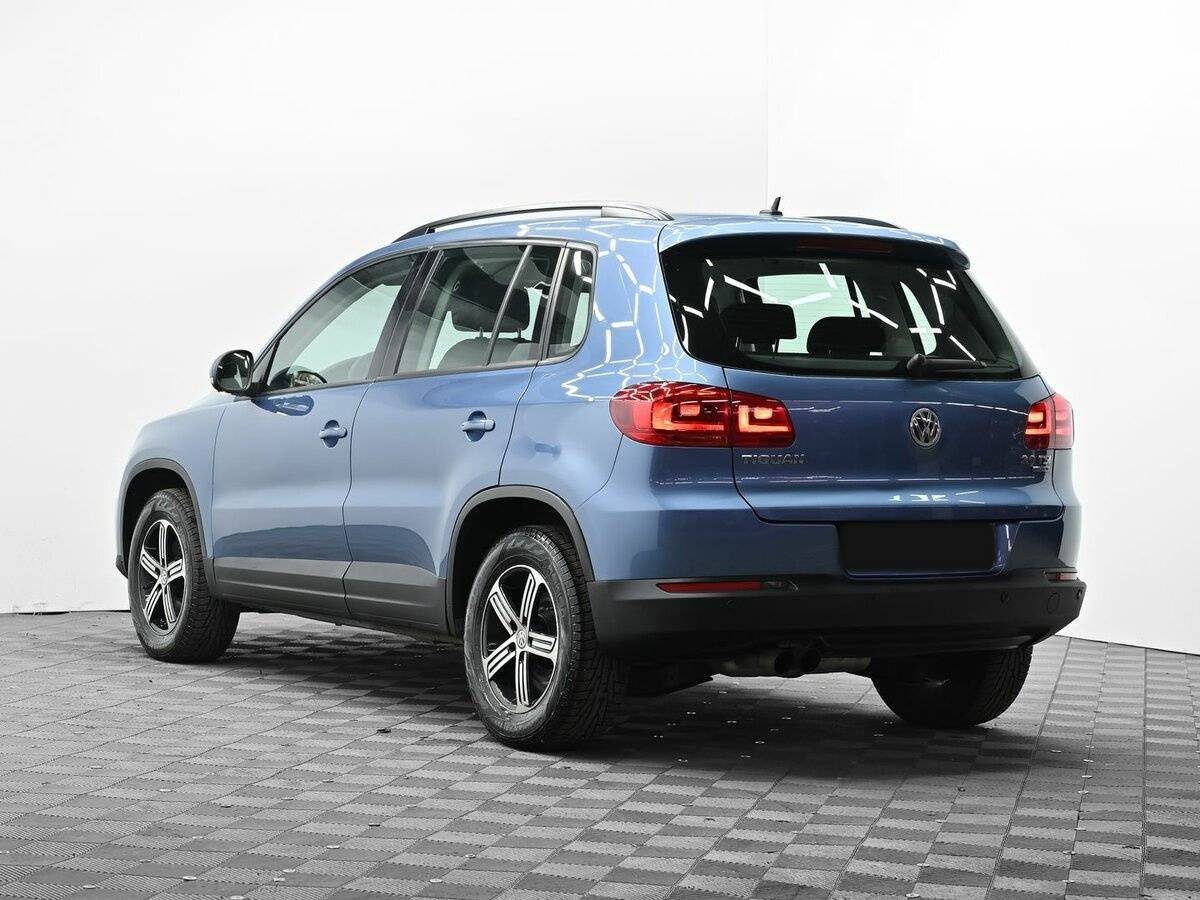 Volkswagen Tiguan б/у, 2012, Автоматическая. Фото: #2