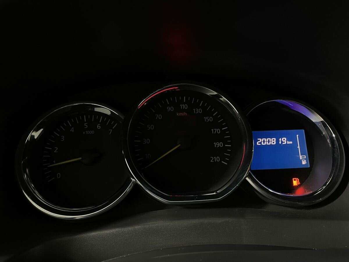 Renault Logan б/у, 2018, Механическая. Фото: #10