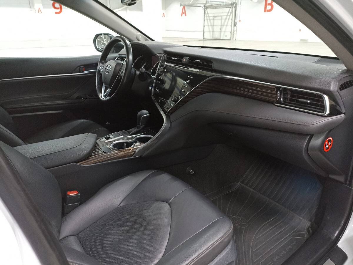 Toyota Camry б/у, 2019, Автоматическая. Фото: #10