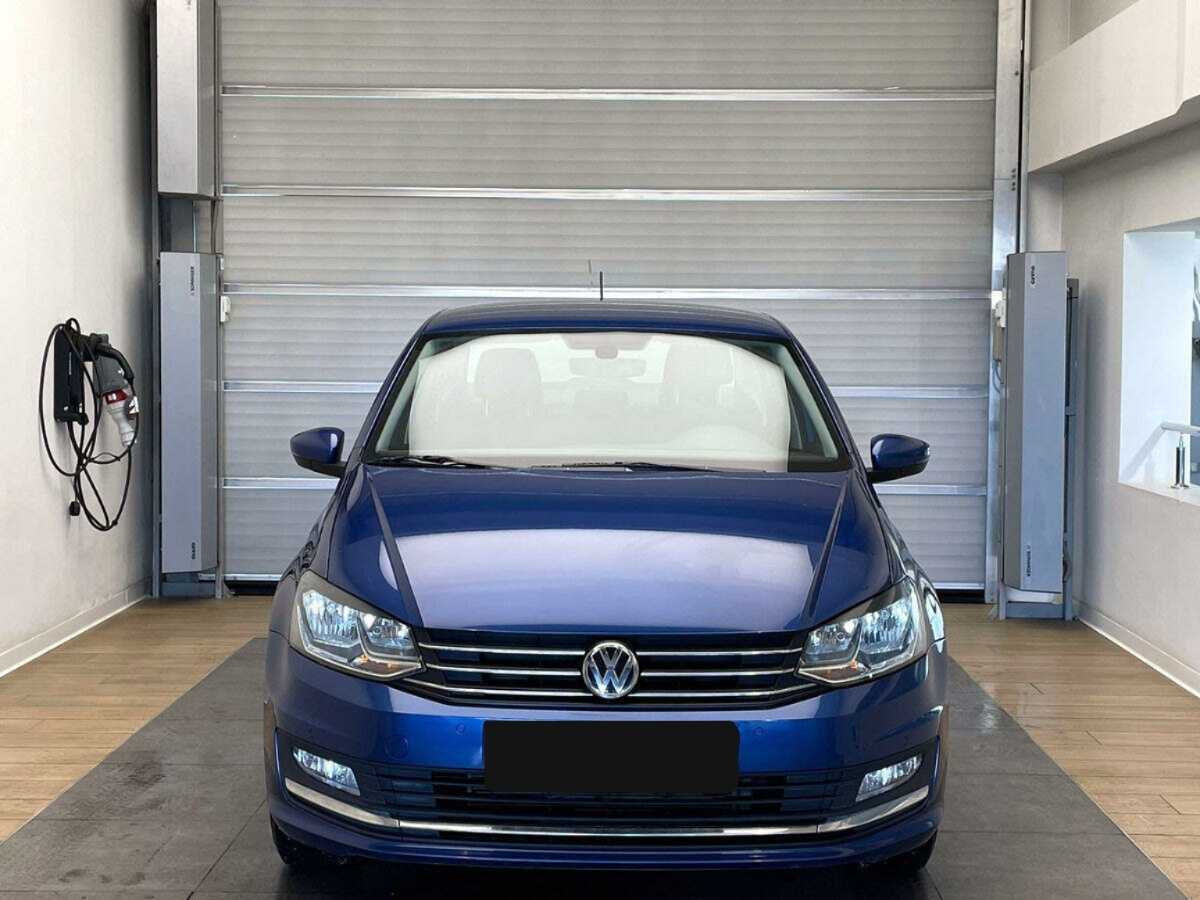 Volkswagen Polo б/у, 2018, Автоматическая. Фото: #1