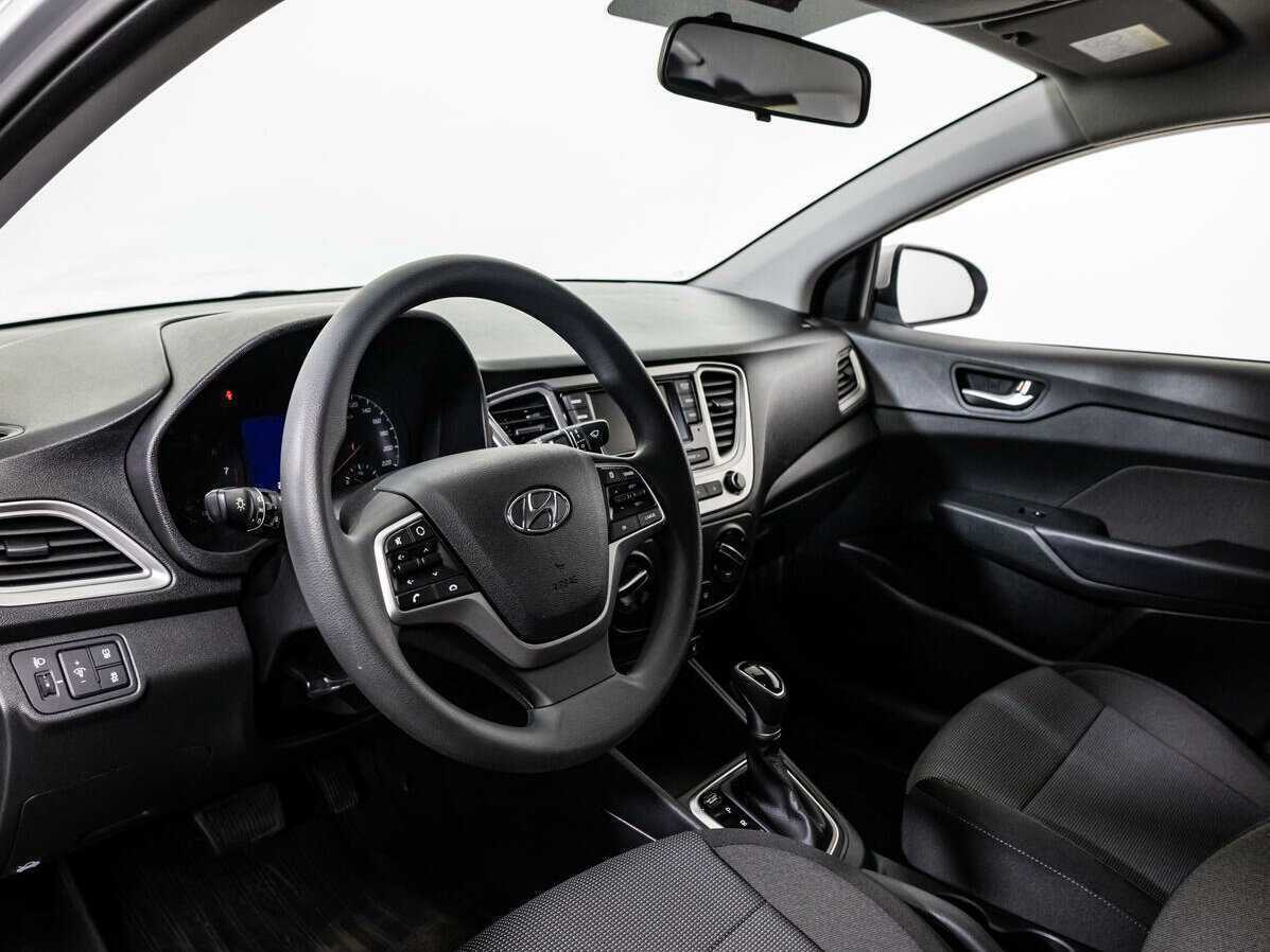 Hyundai Solaris б/у, 2022, Автоматическая. Фото: #10