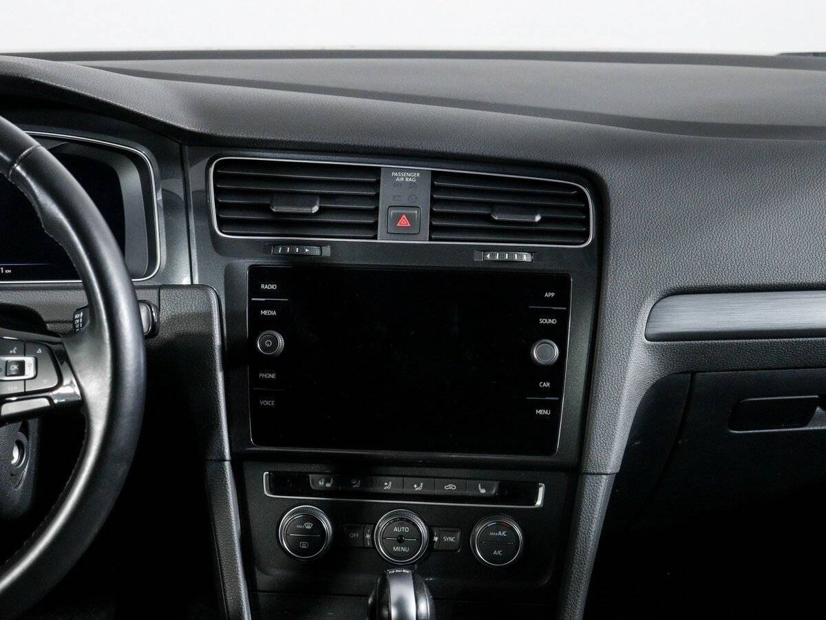 Volkswagen Golf б/у, 2018, Роботизированная. Фото: #12