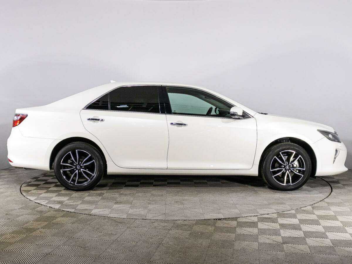 Toyota Camry б/у, 2017, Автоматическая. Фото: #3