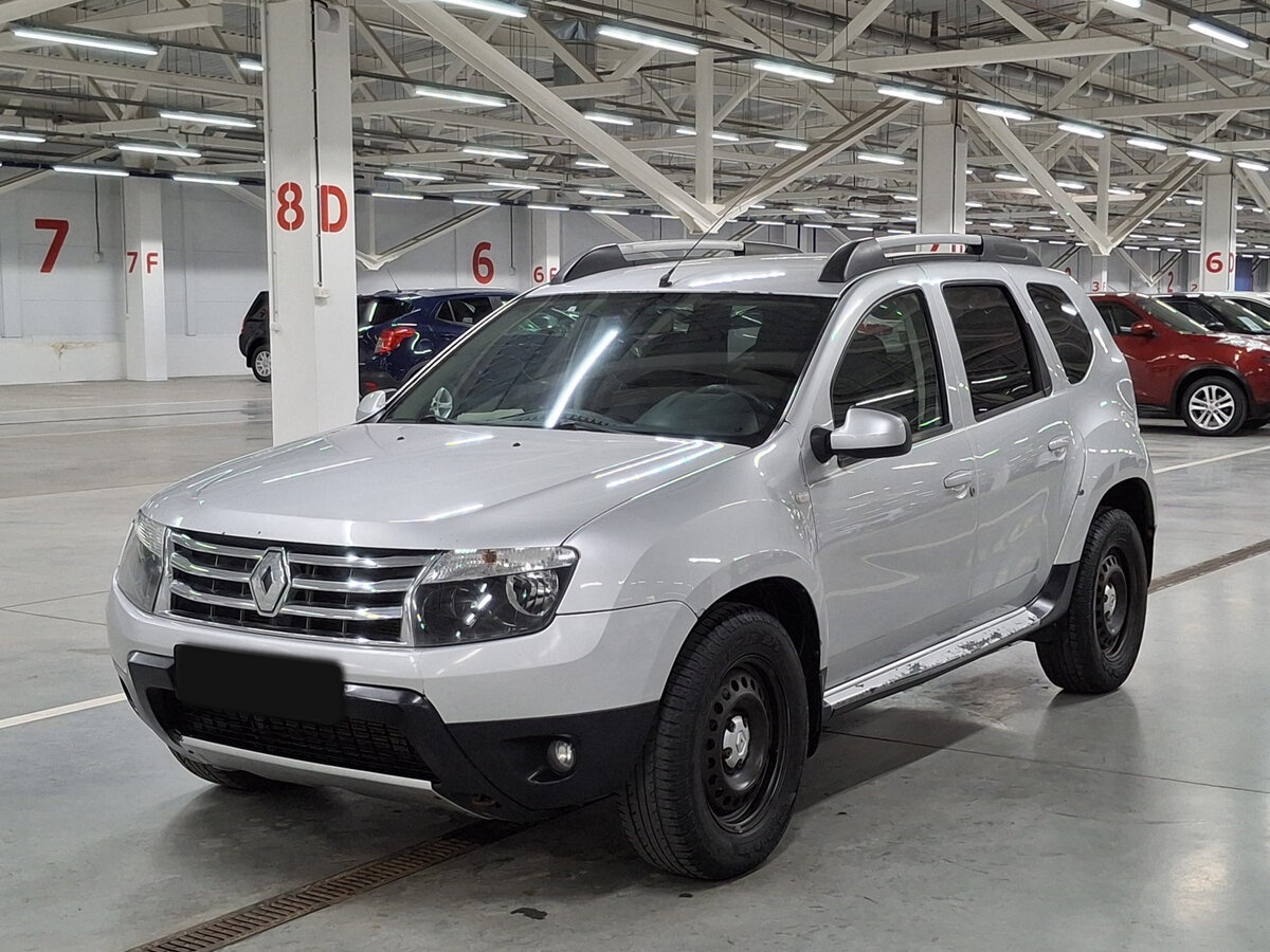 Renault Duster б/у, 2012, Механическая. Фото: #0