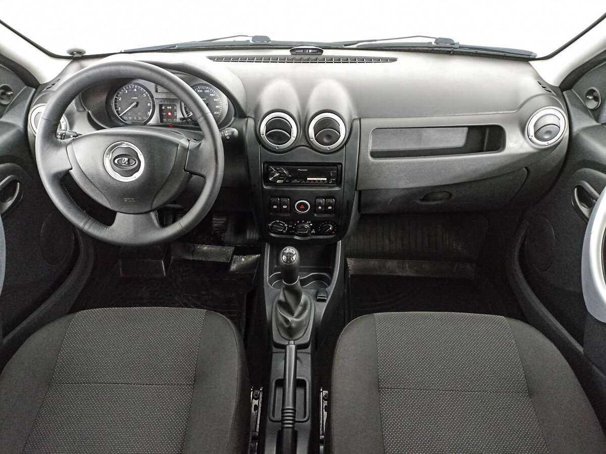 Lada (ВАЗ) Largus б/у, 2017, Механическая. Фото: #13