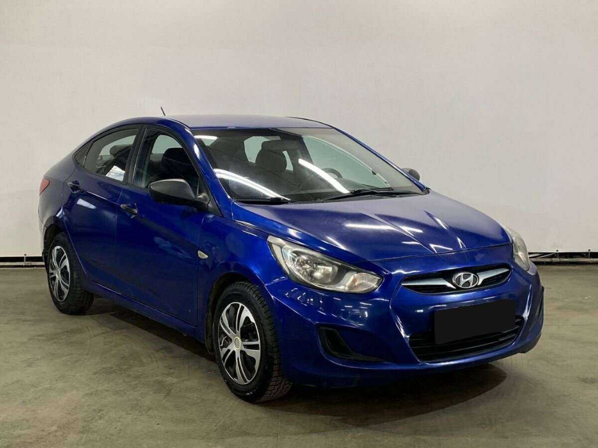 Hyundai Solaris б/у, 2013, Механическая. Фото: #2