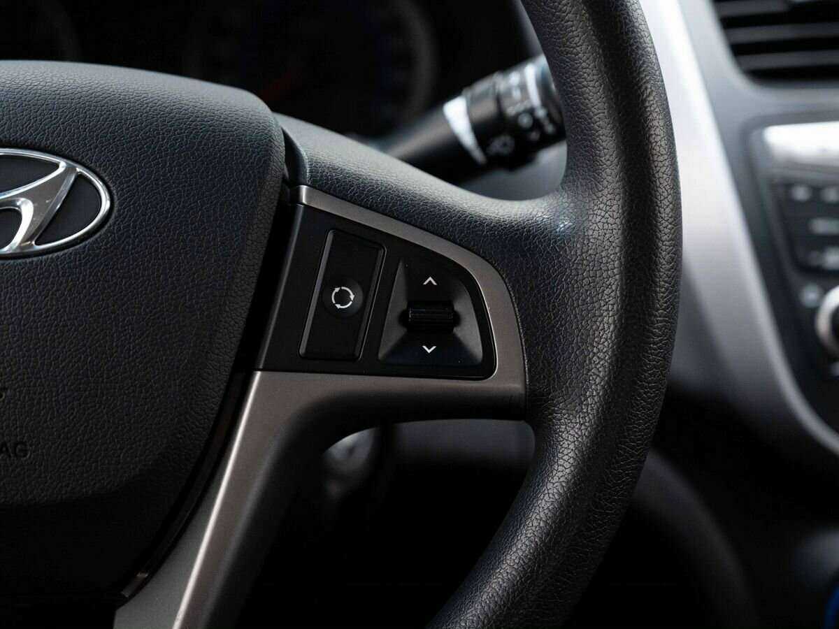 Hyundai Solaris б/у, 2015, Автоматическая. Фото: #17