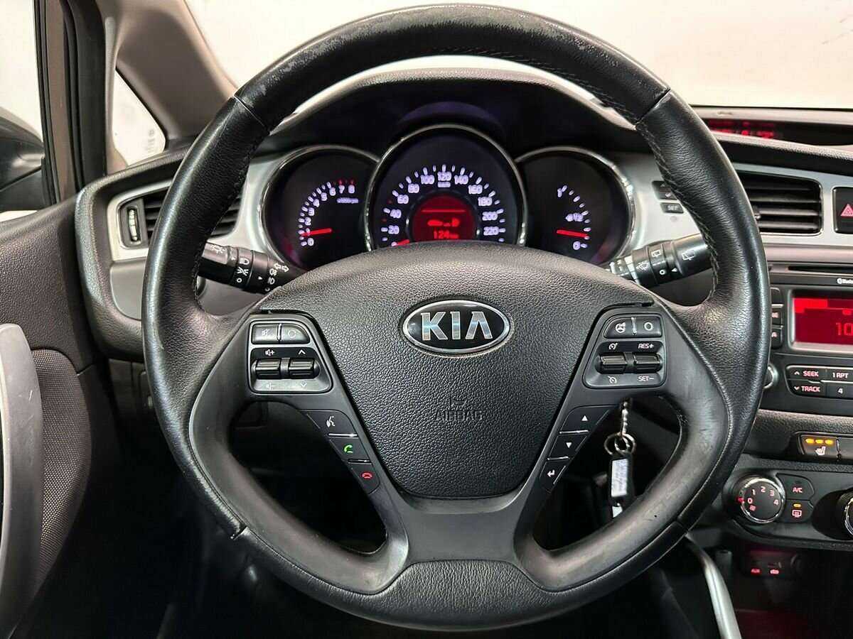Kia Ceed б/у, 2013, Механическая. Фото: #10