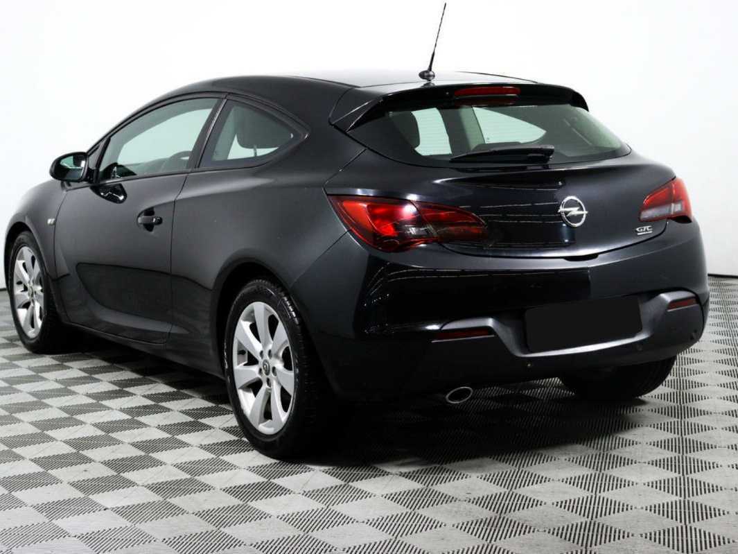 Opel Astra б/у, 2012, Механическая. Фото: #6