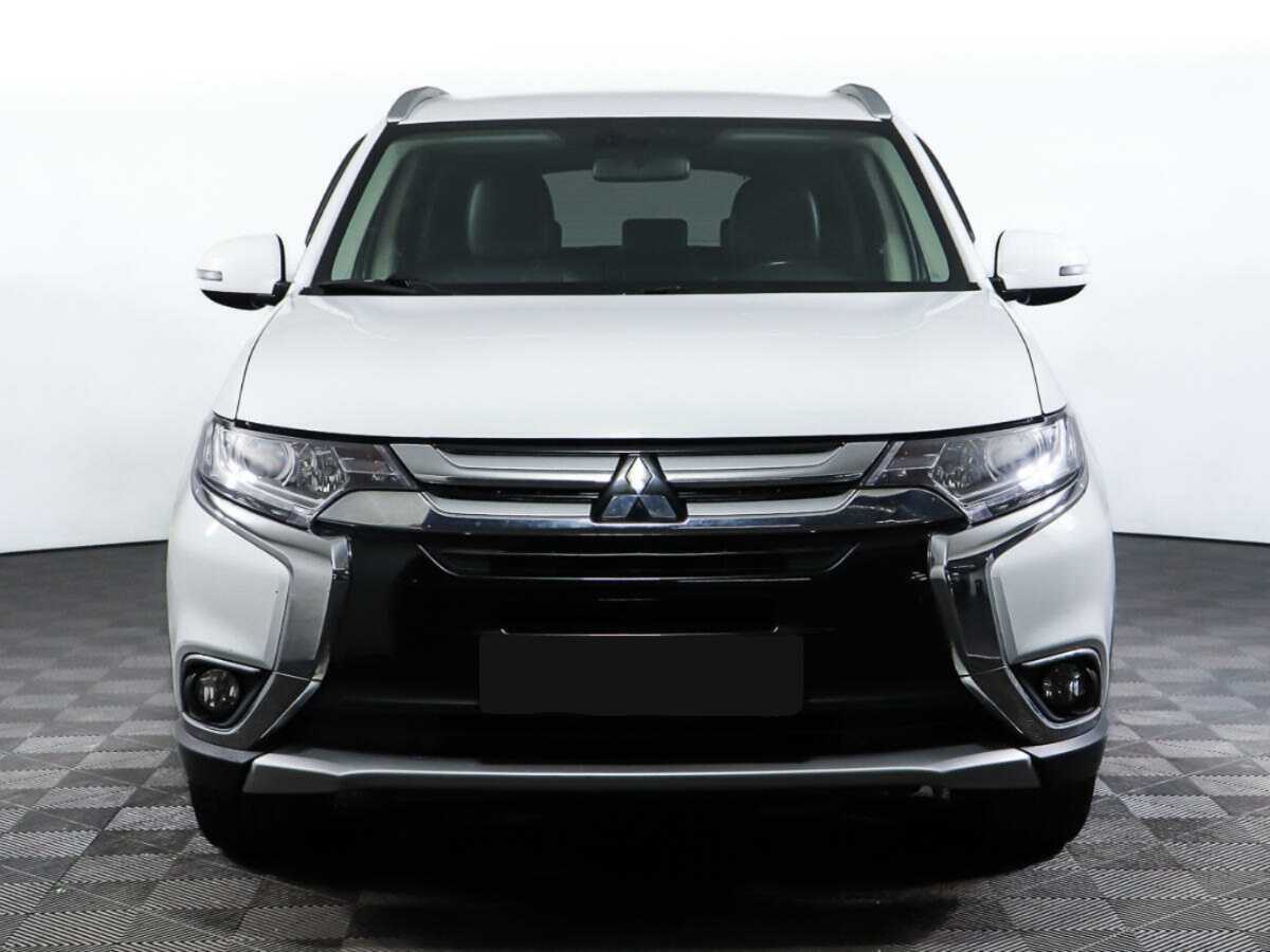 Mitsubishi Outlander б/у, 2017, Вариатор. Фото: #1